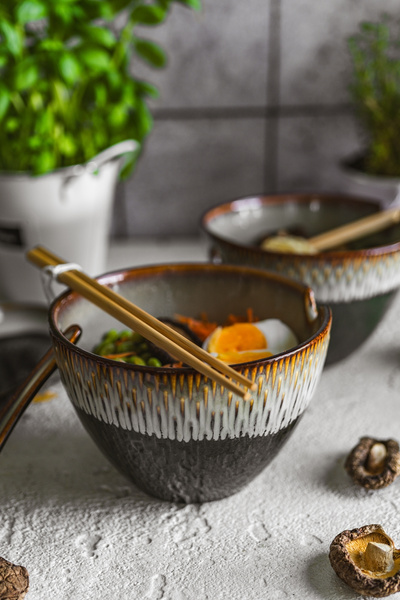 MISECZKA CERAMICZNA TALERZ GŁĘBOKI 0,7L DO RAMENU MAKARONU ZUPY OMBRES