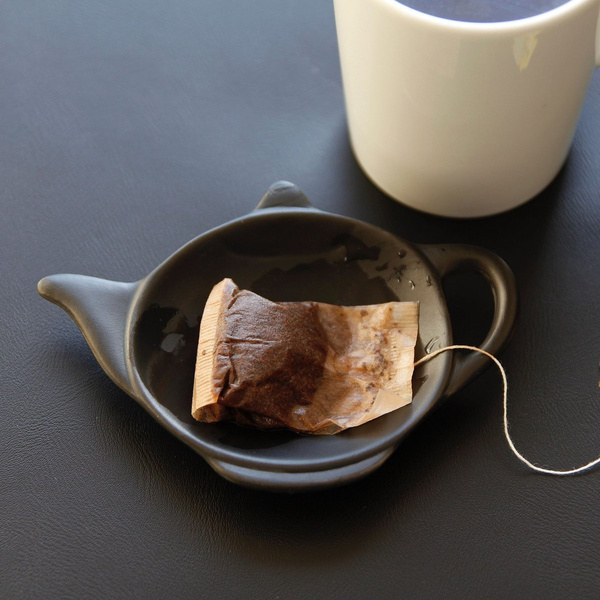 PODSTAWKA SPODEK NA TOREBKĘ HERBATY 4x PORCELANOWY