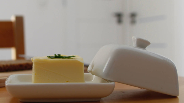 MASELNICZKA MINI POJEMNIK NA MASŁO PORCELANOWA