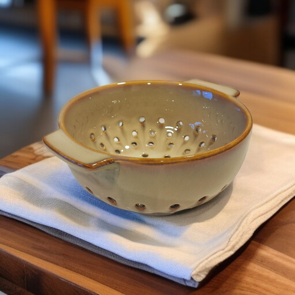 DURSZLAK CEDZAK CERAMICZNY DO MYCIA WARZYW OWOCÓW I MAKARONU Ø 20 cm