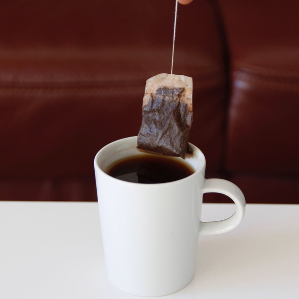 PODSTAWKA SPODEK NA TOREBKĘ HERBATY 4x PORCELANOWY