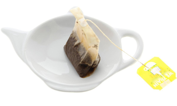 PODSTAWKA SPODEK NA TOREBKĘ HERBATY 4x PORCELANOWY