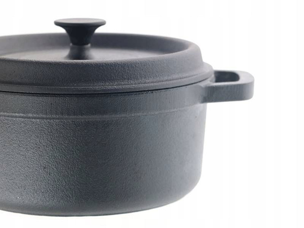 ŻELIWNY GARNEK Z POKRYWKĄ SOLIDNY CZARNY 1,75 L