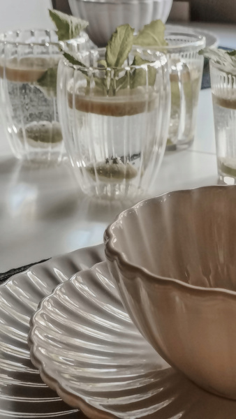 SZKLANKA termiczna wzór FLOWER 300 ml bez ucha 2 sztuki PODWÓJNE ŚCIANKI