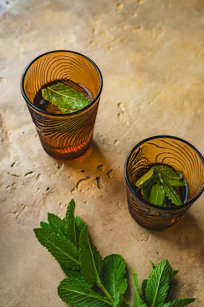 SZKLANKA DO WODY GRINKÓW SOKU 300ml WZÓR PLASTRA DREWNA ARBRE BRĄZOWY