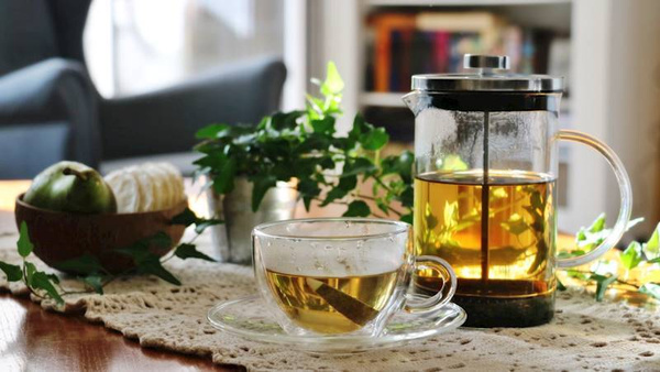 DZBANEK SZKLANY ZAPARZACZ DO HERBATY Z FILTREM 0,8