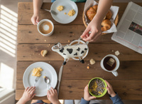 MLECZNIK DZBANEK SZKLANY KROWA DO MLEKA ŚMIETANKI SOSU KRÓWKA 120 ML