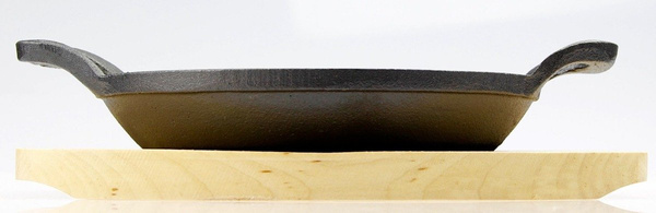 PATELNIA ŻELIWNA+DREWNIANA PODSTAWA DO SERWOWANIA