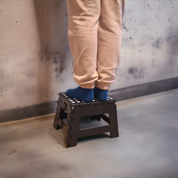 TABORET SKŁADANY STOŁEK WYTRZYMAŁY DO 100 kg. ROZKŁADANY PODEST KRZESEŁKO