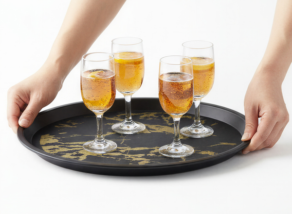 TACA KUCHENNA KELNERSKA ANTYPOŚLIZGOWA TWORZYWO CZARNA Z WZOREM 41CM