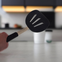 ŁOPATKA SZPATUŁKA DO JAJEK NALEŚNIKÓW SMAŻENIA GRILLOWA PRZYBORY KUCHENNE