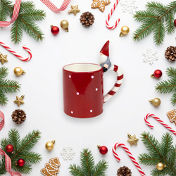 KUBEK GNOM DUŻY 390 ml DO KAWY HERBATY CZEKOLADY ŚWIĄTECZNY CZERAMICZNY MIX