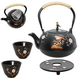 CZAJNIK IMBRYK ŻELIWNY 1,2L ZAPARZACZ SITKO DO HERBATY +2 CZARKI PODKŁADKA