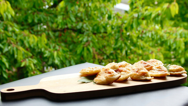 DESKA DREWNIANA Z AKACJI TACA DO SERWOWANIA DAŃ