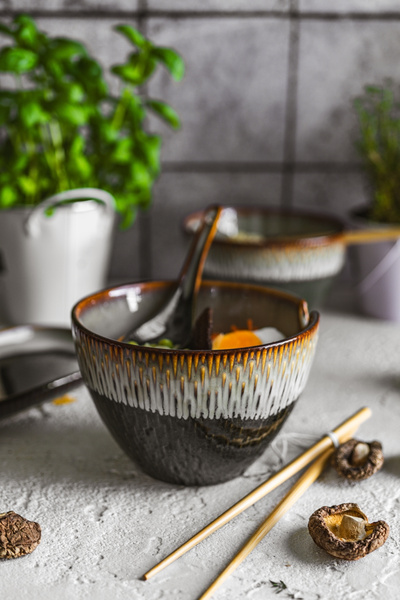 MISECZKA CERAMICZNA TALERZ GŁĘBOKI 0,7L DO RAMENU MAKARONU ZUPY OMBRES