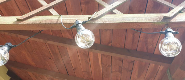 GIRLANDA OGRODOWA Z ŻARÓWKAMI LED BALKON TARAS