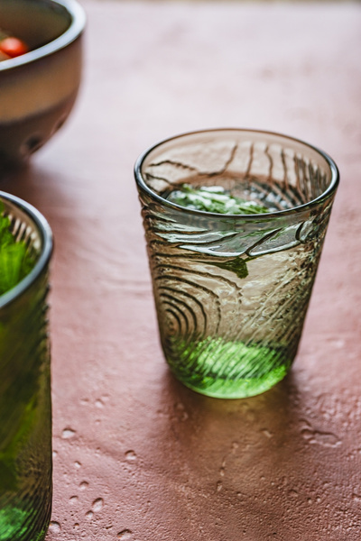 SZKLANKA DO WODY GRINKÓW SOKU 300ml WZÓR PLASTRA DREWNA ARBRE ZIELONA GREEN