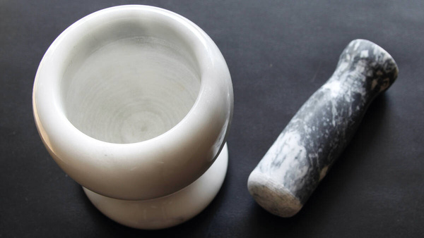 MOŹDZIERZ KUCHENNY Z TŁUCZKIEM KAMIENNY MARMUR