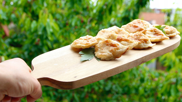 DESKA DREWNIANA Z AKACJI TACA DO SERWOWANIA DAŃ