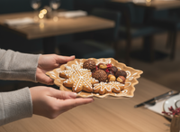 PATERA TALERZ ŚWIĄTECZNY DO PIERNIKÓW I SERWOWANIA DAŃ  21×16 CM CERAMIKA