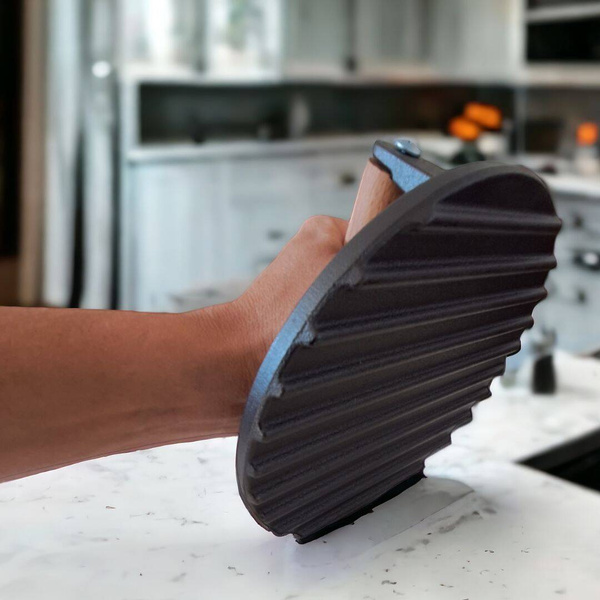 PRASA ŻELIWNA FORMA DO HAMBURGERÓW GRILL BURGERÓW KOTLETÓW MIELONYCH 17,5cm