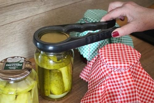 OTWIERACZ DO SŁOIKÓW BUTELEK UNIWERSALNY 4w1